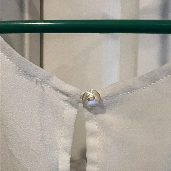 Elegant White Lace Women's Top - Picture 6 of 6